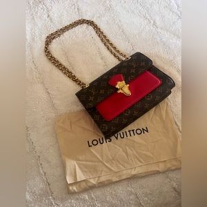 Louis Vuitton shoulder bag